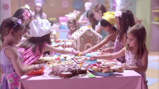 برنامه‌نما نانسي عجرم يا بنات يابنات عکس از صفحه