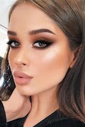 پوستر Cat Eye Makeup