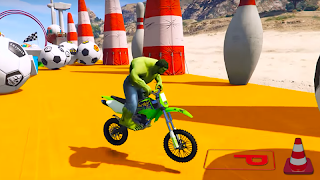 Superheroes Bike Parking: Super Stunt Racing Games ภาพหน้าจอ 2
