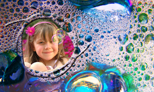 برنامه‌نما Bubbles Photo Frames عکس از صفحه