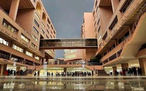 North South University 海報