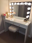 Makeup Mirror постер