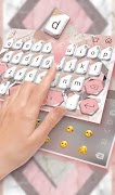 Geometric Coral Pink Keyboard Theme ภาพหน้าจอ 2