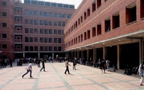 Independent University gönderen