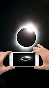 Solar Eclipse Glasses পোস্টার