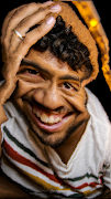 Content Aware Scale Meme Maker screenshot 3