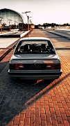 برنامه‌نما تصاویر پس زمینه BMW E30 عکس از صفحه