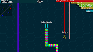 Light-Bikes.io syot layar 5