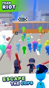 برنامه‌نما Riot Escape عکس از صفحه