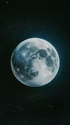 برنامه‌نما Moon In Space Wallpapers عکس از صفحه