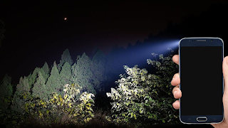 Flashlight - Bright LED Torch screenshot 1