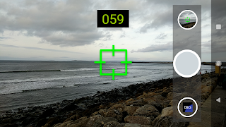 Compass Camera 海報