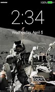 برنامه‌نما Astronaut Lock Screen عکس از صفحه