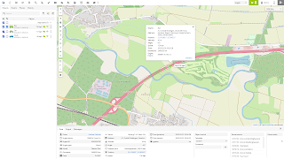 برنامه‌نما GPS Tracker عکس از صفحه