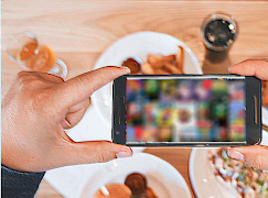 Classis Emulator 700 in 1 海报