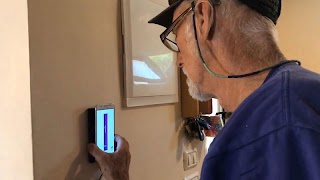 برنامه‌نما Stud Finder And Stud Detector A joist finder app عکس از صفحه