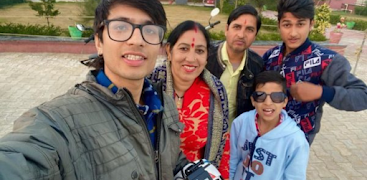 sourav joshi vlogs screenshot 7