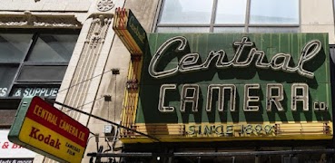 Central One پوسٹر