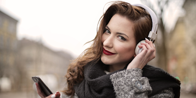 برنامه‌نما fm 95.7 عکس از صفحه
