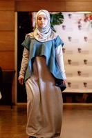 Diseño moderno de ropa musulmana captura de pantalla 3