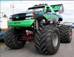 Monster Truck Wallpaper HD Ekran Görüntüsü 3