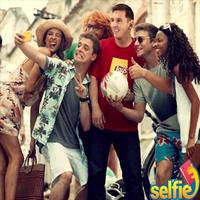 Free Selfie With Messi Affiche