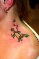 Neck Tattoo for Women Affiche