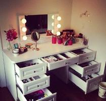 DIY makeup table syot layar 1