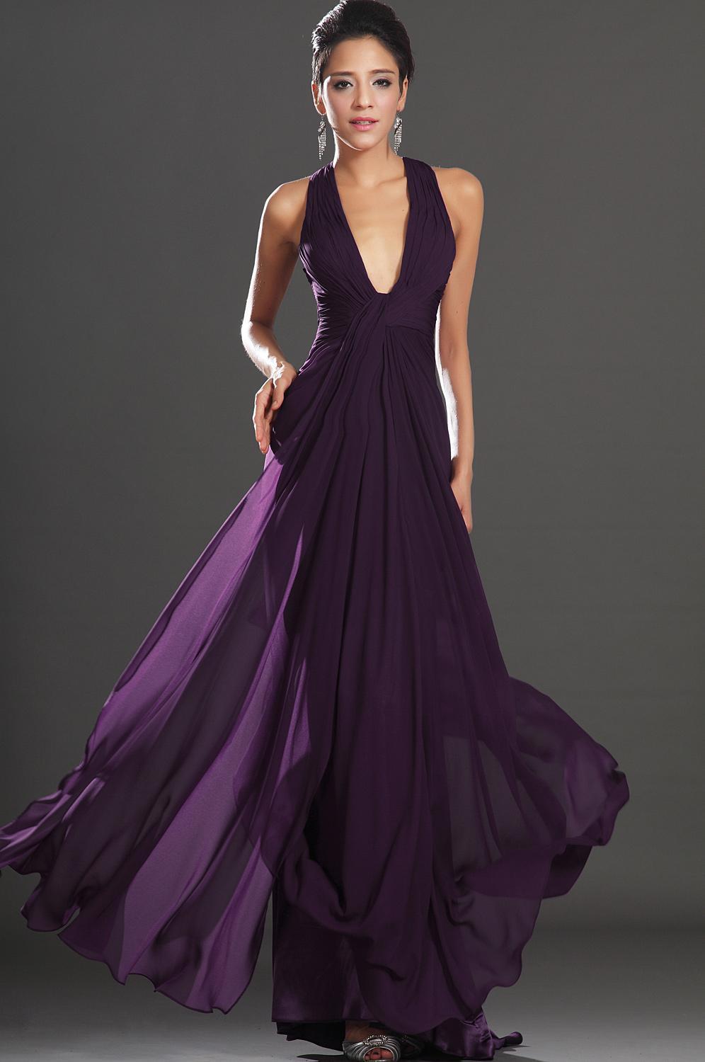 Фиолетовое вечернее платье