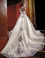 Royal Wedding Dresses 포스터