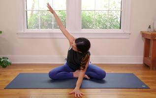 برنامه‌نما Yoga for Anxiety عکس از صفحه