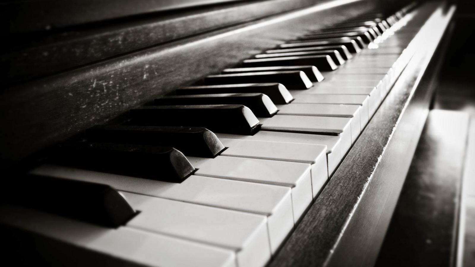 Клавиши классического пианино. Пианино. Фортепиано. Клавиатура рояля. Клавиши пианино.