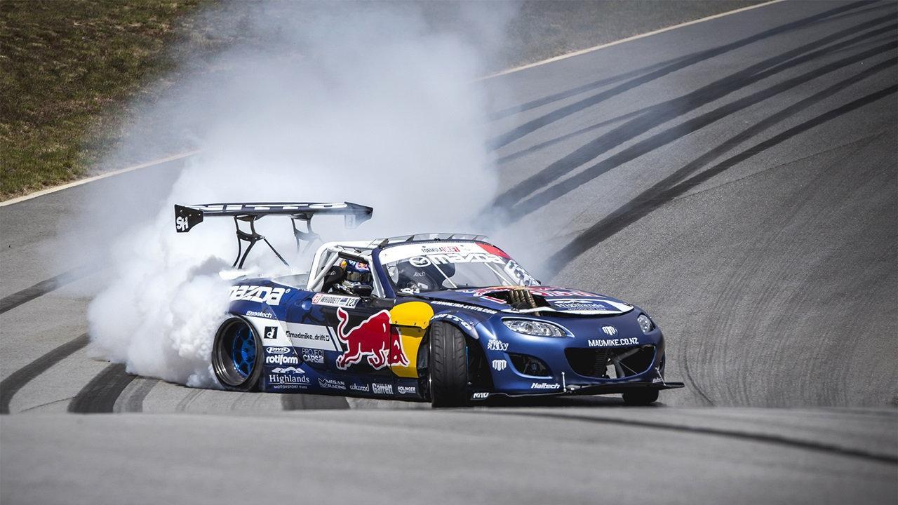 Red bull машина car parking