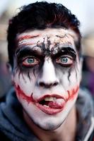 Halloween Makeup Ideas For Men screenshot 1