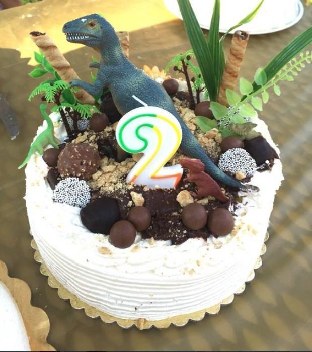 Kue Ultah Anak Gambar Dinosaurus