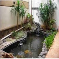 The garden design of the front pool of the house Plakat