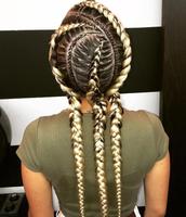 Latest African Braids Affiche