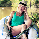 Fishing and sexy girls APK