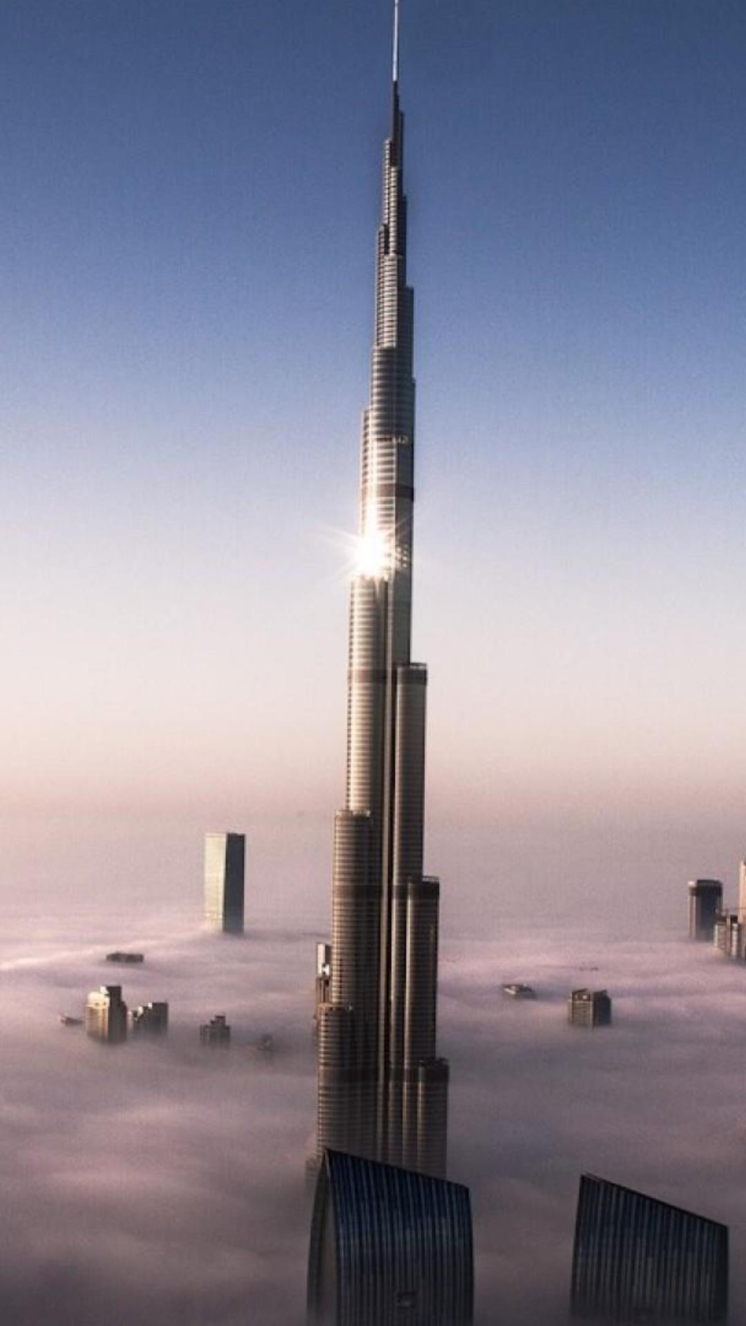 Бурж халиф сколько. Высота Бурдж Халифа в Дубае. Дубай здание Бурдж Халифа. Бурдж Халифа самое высокое здание в мире. Бурдж Халифа 800.