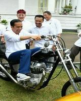 برنامه‌نما Puzzle Jokowi My President Blast عکس از صفحه