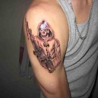 برنامه‌نما Skull Tattoo Design For Men عکس از صفحه