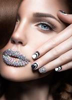 NR Naildesign by Nancy Adam 海報