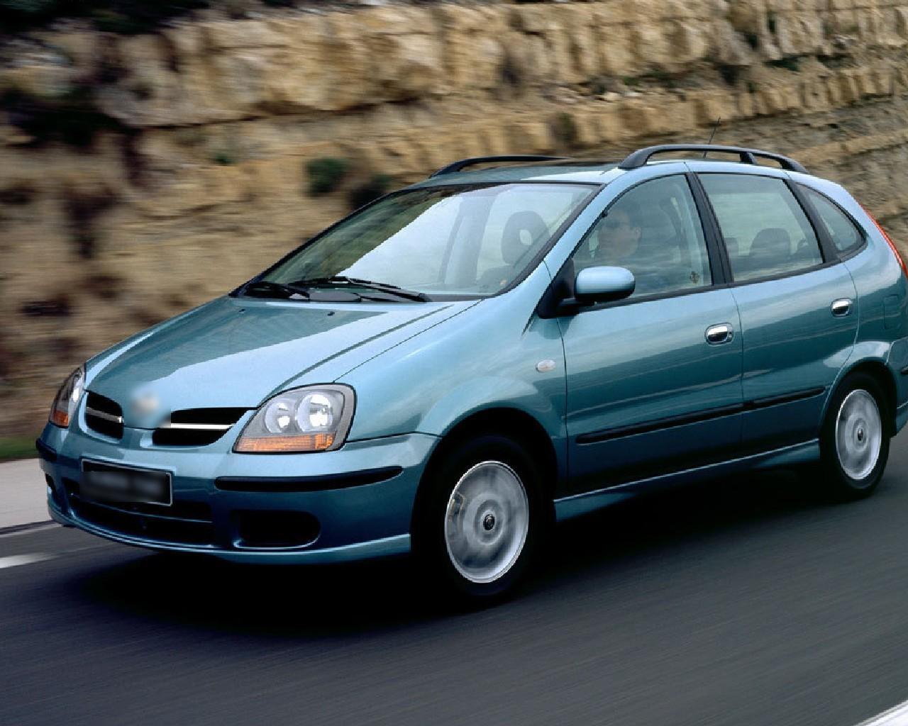 Nissan Tino