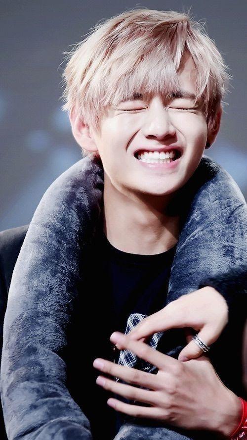 Kim Taehyung Cute Smile APK for Android Download Kim Taehyung Cute Smile APK for Android Download