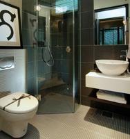 modern small bathroom designs screenshot 3