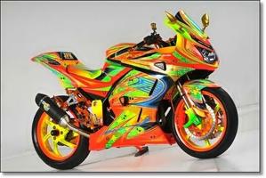 Modified Motorcycle Airbrushing পোস্টার