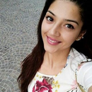 Mehreen Pirzada HD Latest Stills APK