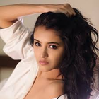 Malvika Sharma Latest أيقونة