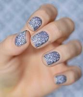 SNOWFLAKE NAILS पोस्टर