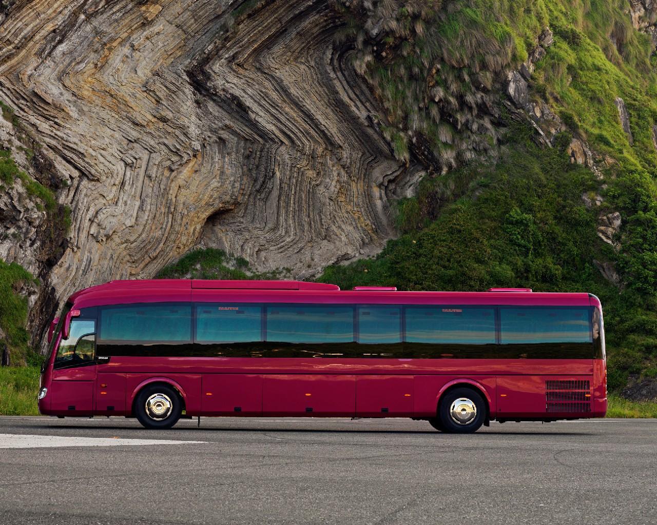Автобус длиной 15 метров. Irizar i4. Экскурсионные автобусы Скания. Автобусы Скания Модельный ряд. Скания Иризар автобус.